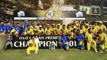 Dhoni leads CSK to dream IPL comeback