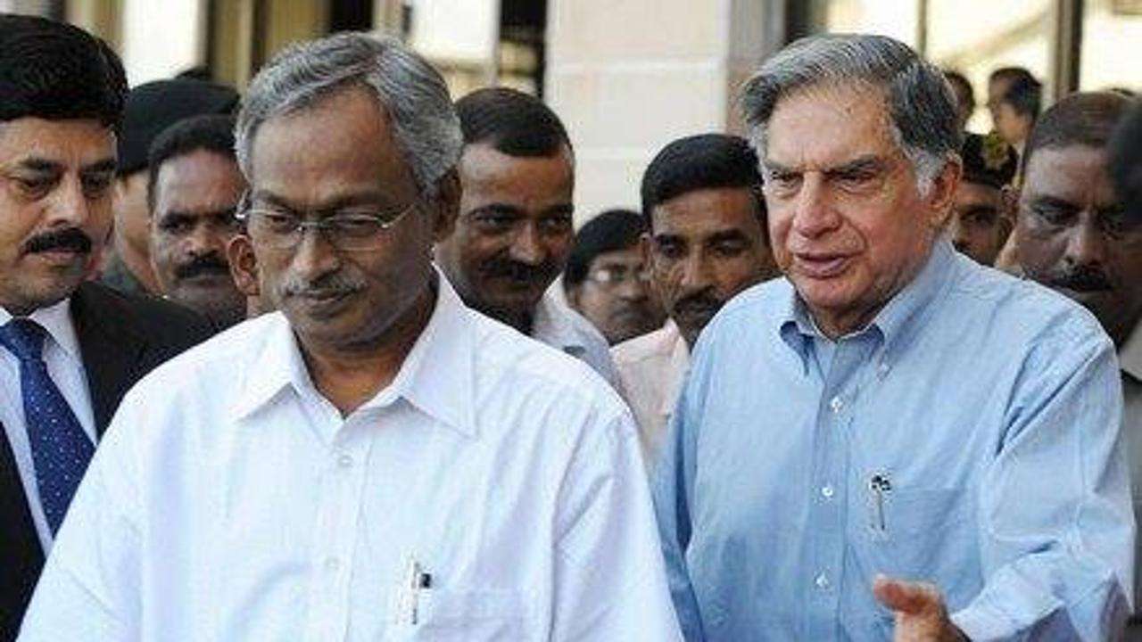 Tata imbroglio - Singed by Singur