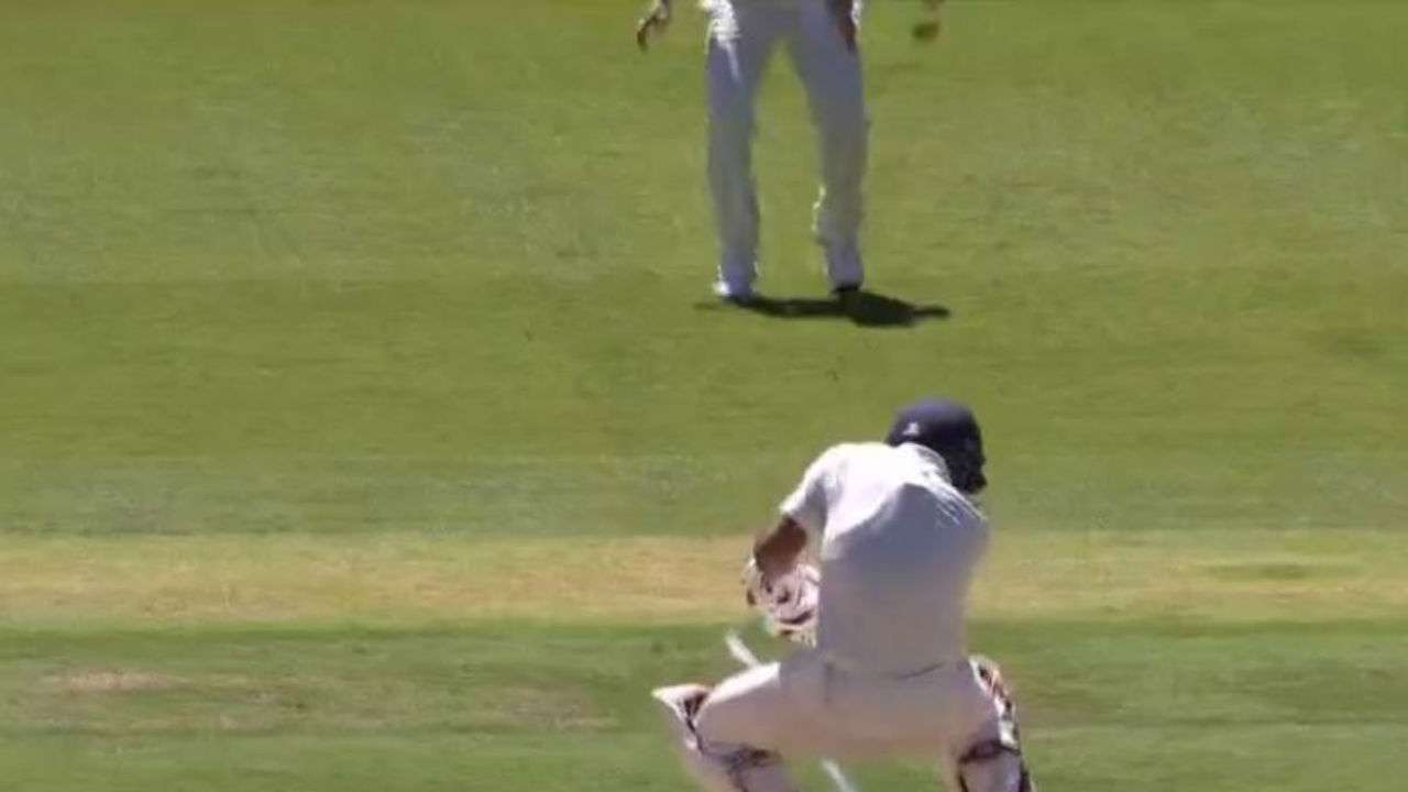 Hanuma Vihari gets hit on the head