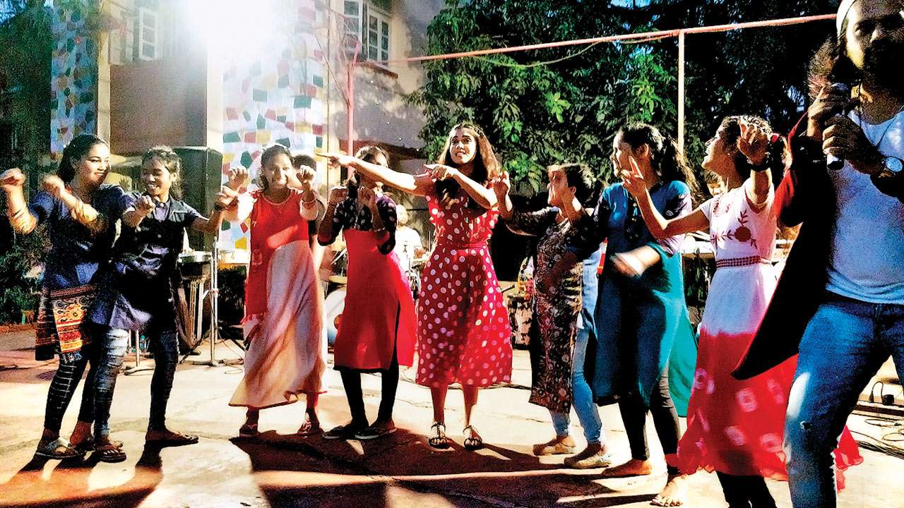 Bhumi Pednekar spreads Christmas cheer