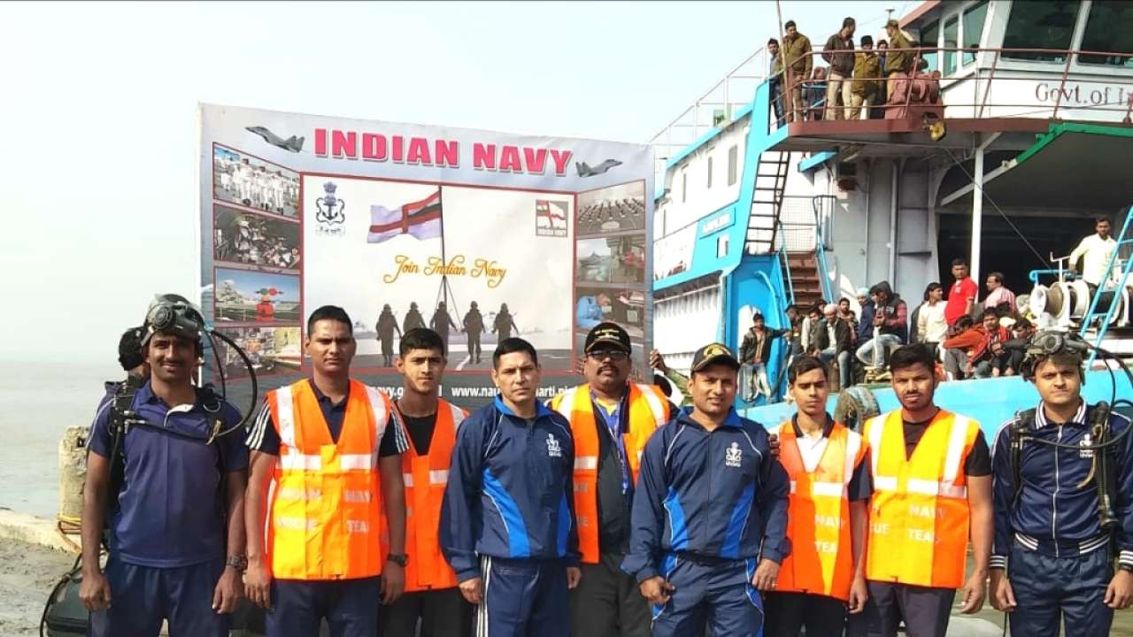  Indian Navy deploys diving teams at Gangasagar for SAR operations