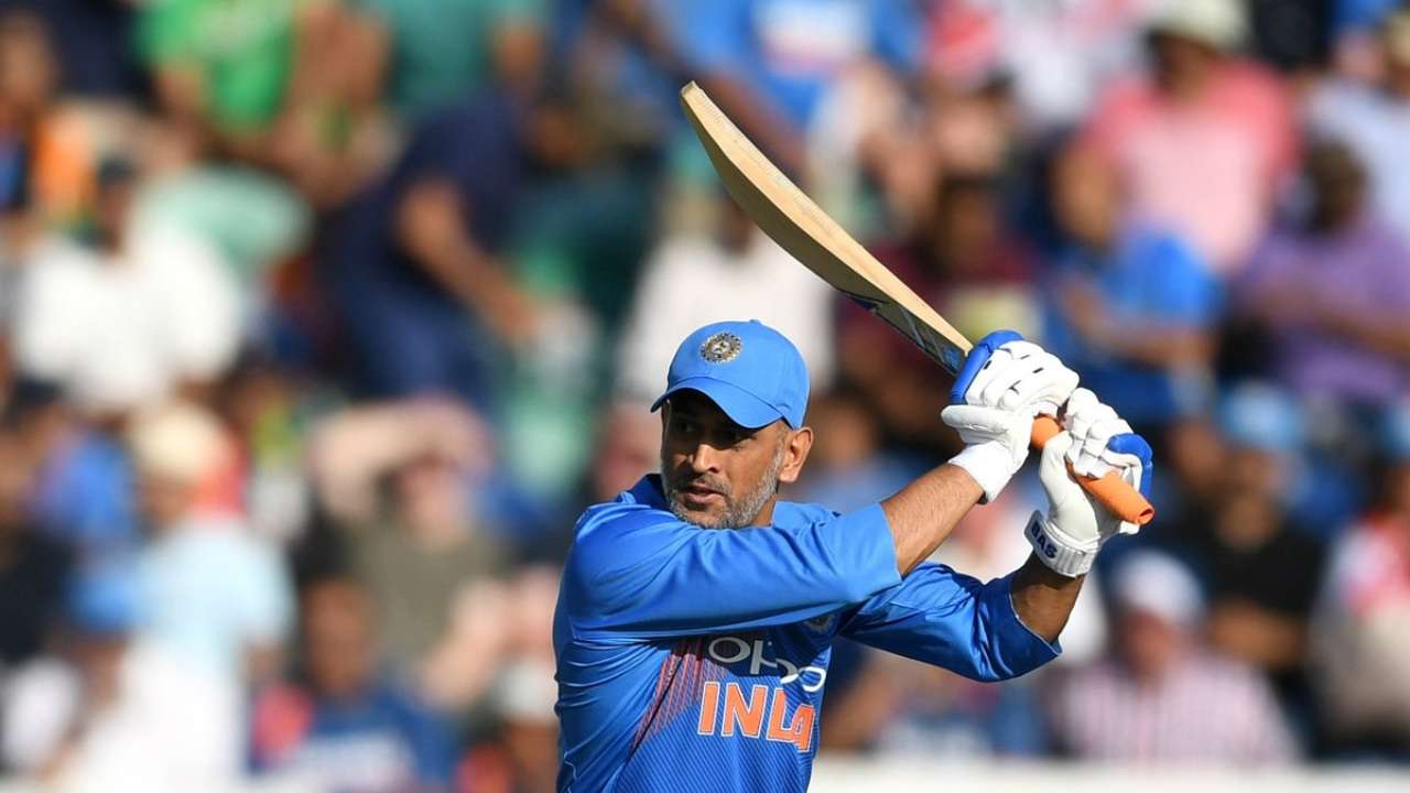 dhoni in blue jersey