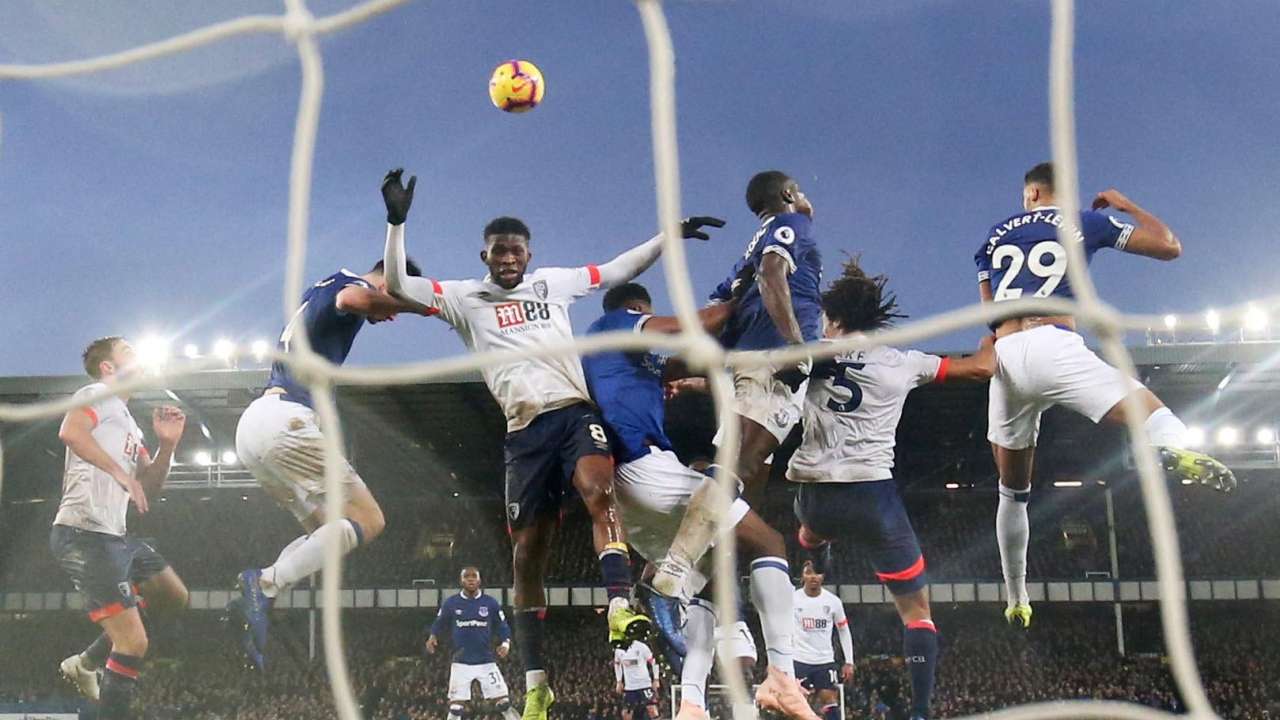 Premier League Everton avoid third PL home defeat, win 20 over
