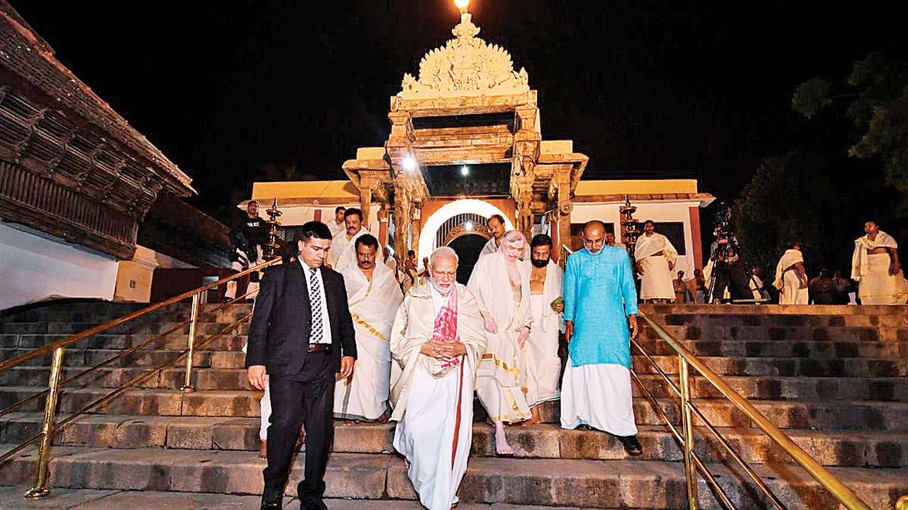 Image result for padmanabhaswamy temple modi