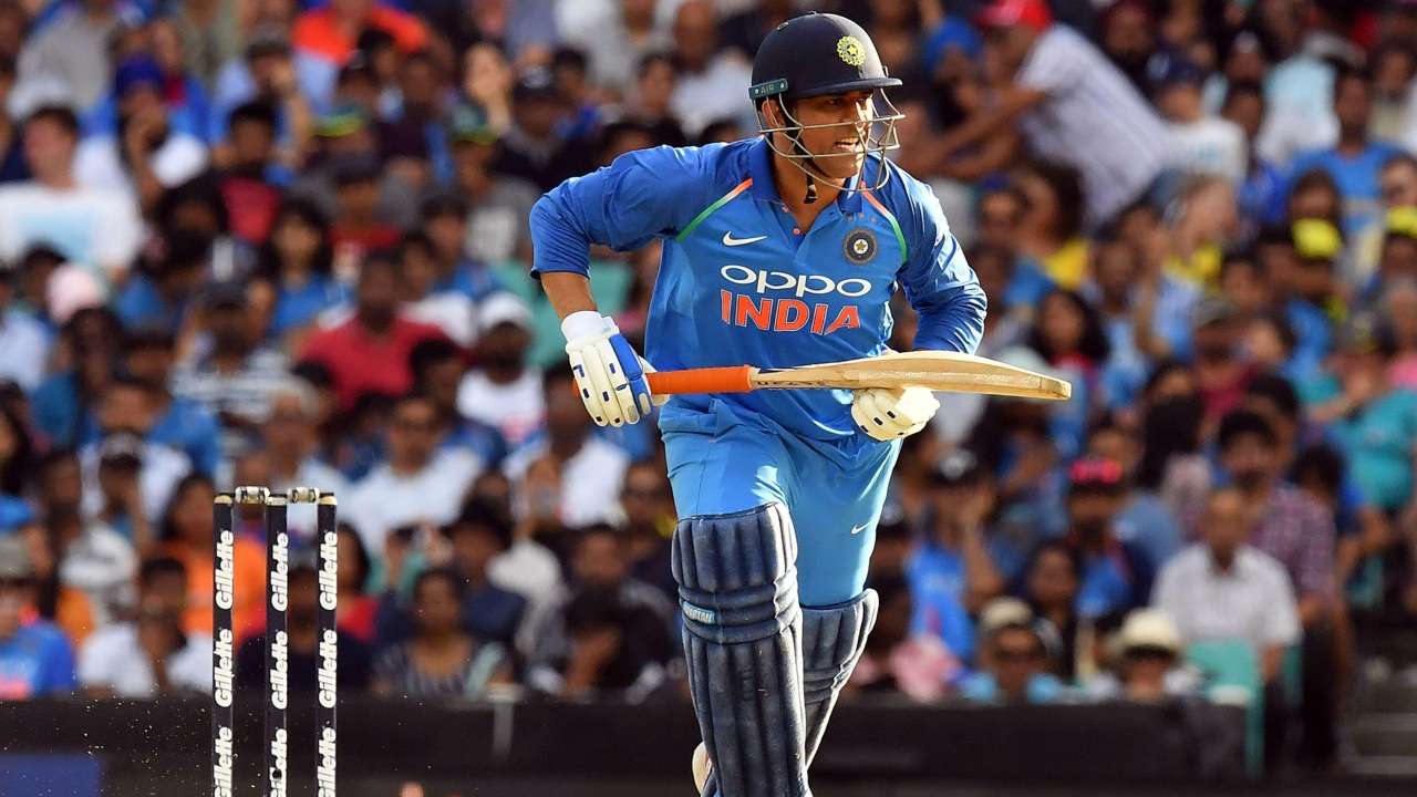 India Vs Australia Finisher Ms Dhoni Puts Full Stop To Debate