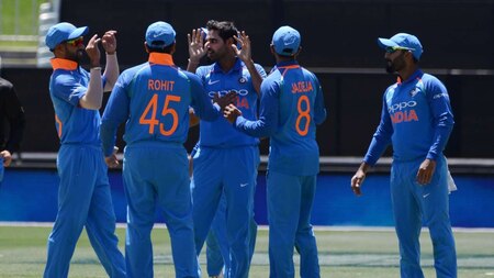 Innings break: India need 299 win
