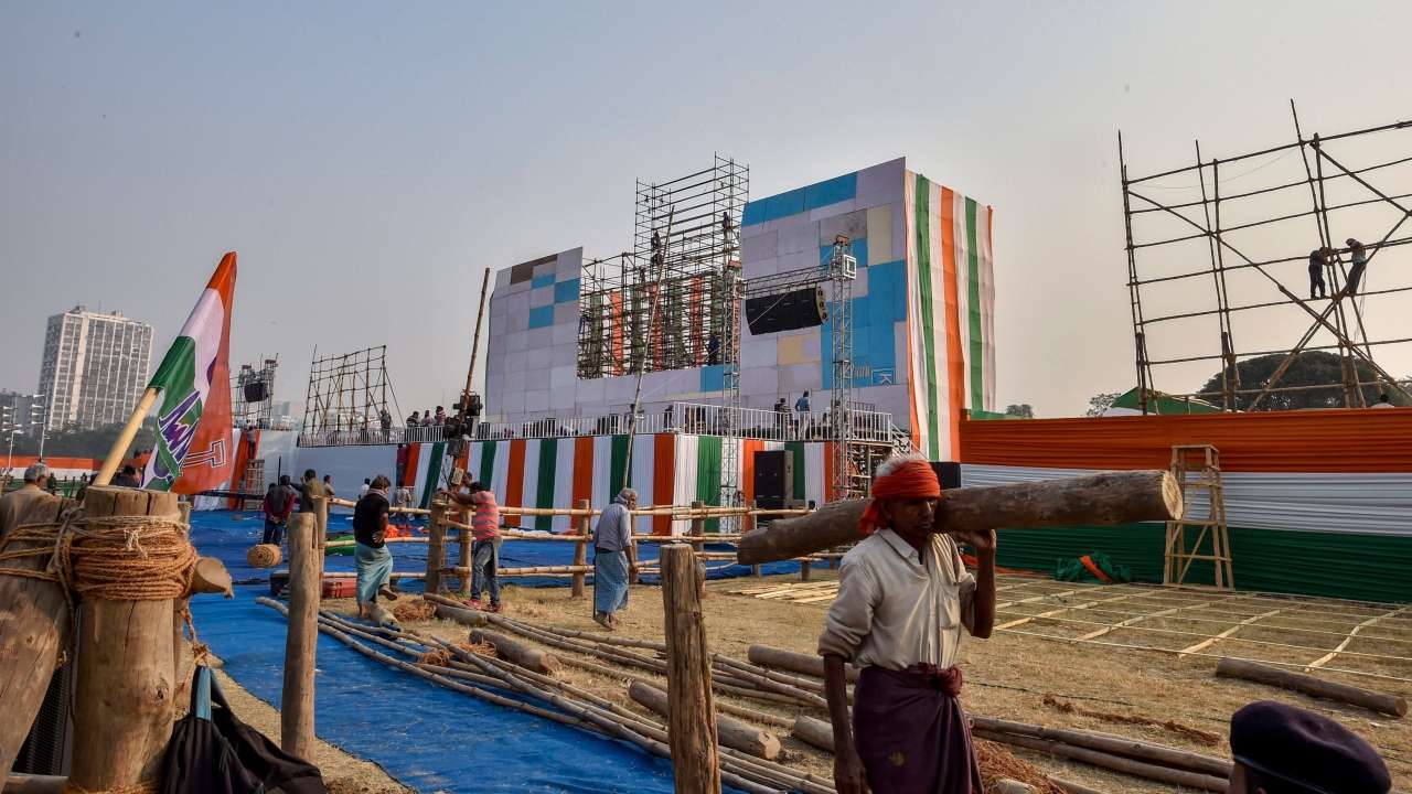  Workers engaged in preparations ahead of TMCs mega rally, in Kolkata