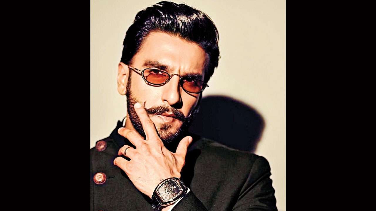 Overeager Janhvi Kapoor lost Ranveer Singh's Simmba to Sara Ali Khan -  IBTimes India