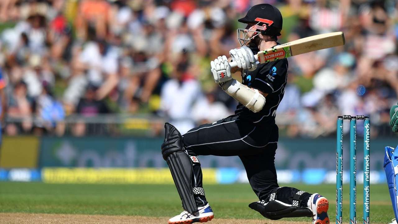 Williamson out for 64, Bracewell follows him next