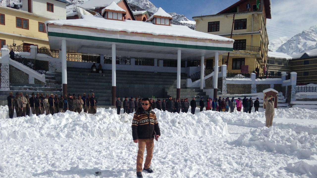 Soldiers brave -14 degree temperature