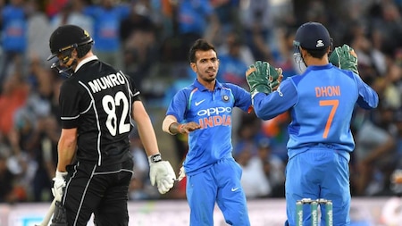 2nd ODI: India thrash New Zealand by 90 runs!