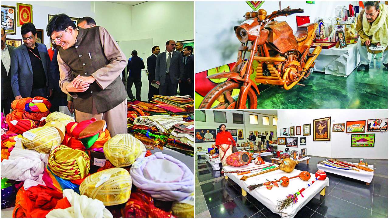 Narendra Modi deposits the gifts he has received in the last year towards  girl child education
