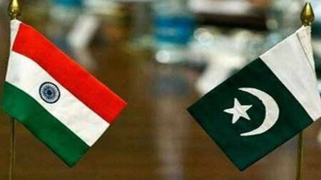 In which Budget it was decided that India and Pakistan will share the same currency?