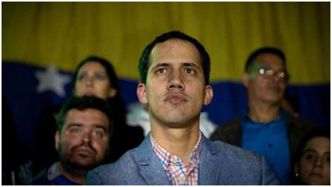 Venezuelan crisis: Guaido considers accepting US military support
