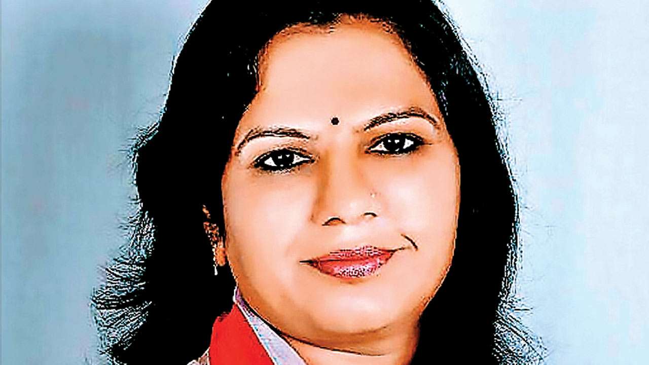 Asha Patel's Instagram, Twitter & Facebook on IDCrawl