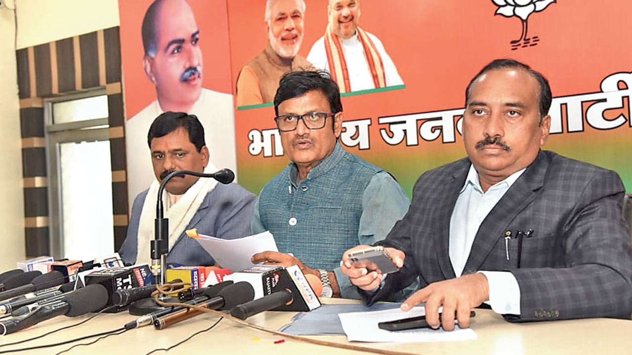 Present government is sleeping, playing game of ifs & buts: Rajendra ...