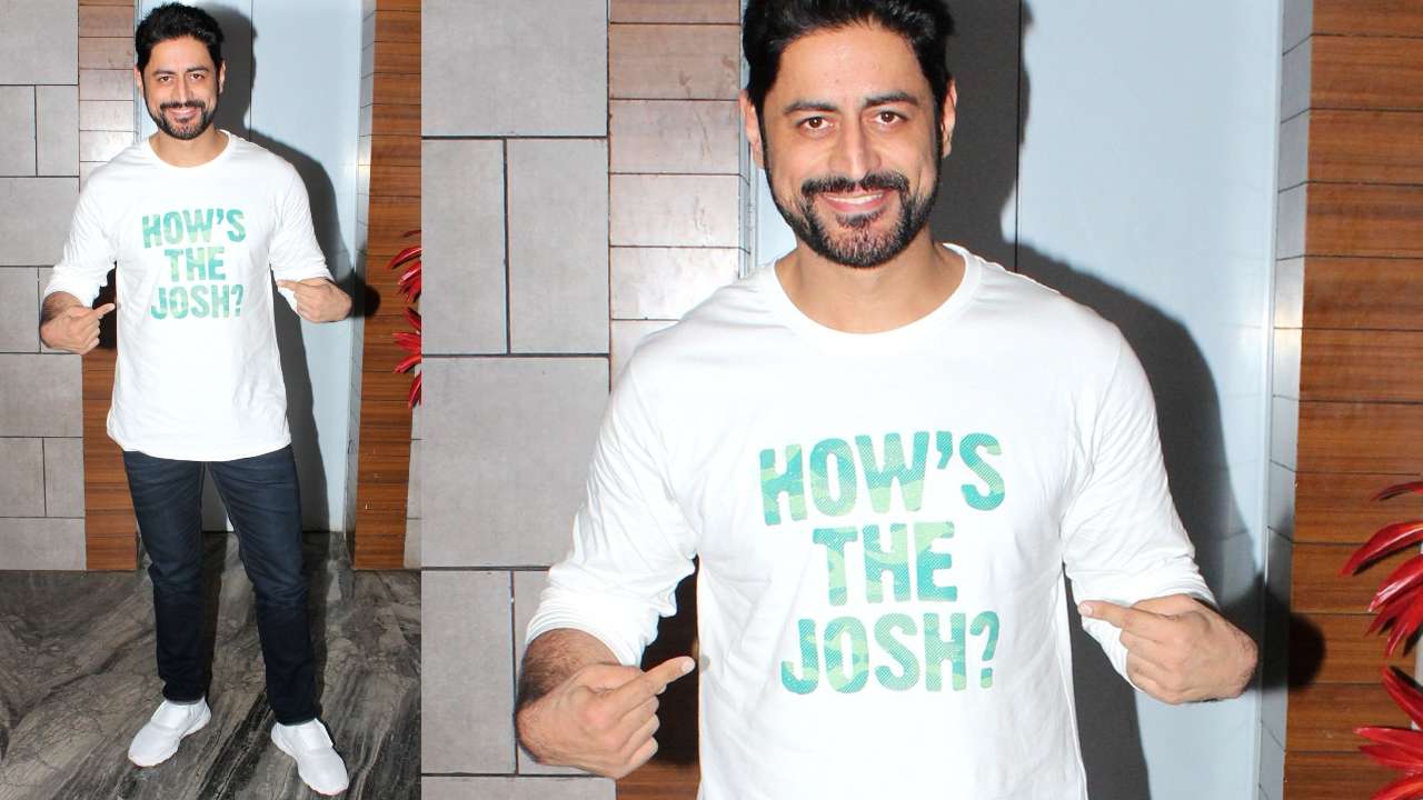 In Pics: Vicky Kaushal, Yami Gautam, Mohit Raina celebrate Uri success