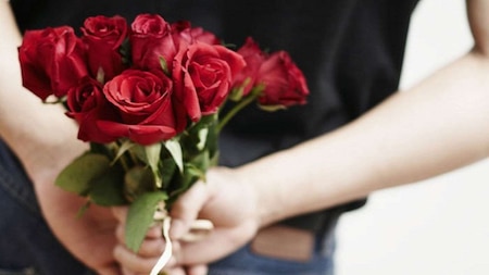 February 7 - Rose Day: