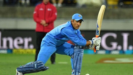 Can MS Dhoni save India?