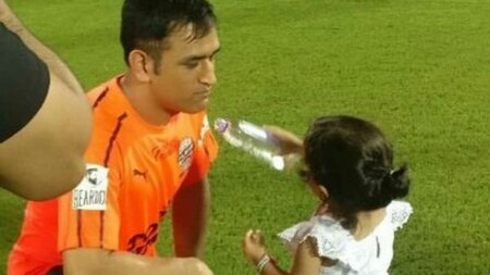 When Ziva offered water to Dhoni and his mates after the 'Celebrity Clasico​'