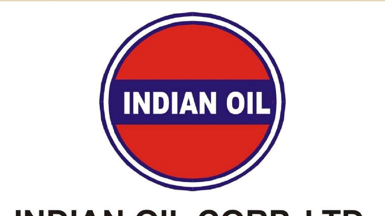 Indian oil petrol pump hi-res stock photography and images - Alamy