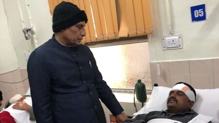 Rajnath Singh visits injured jawan