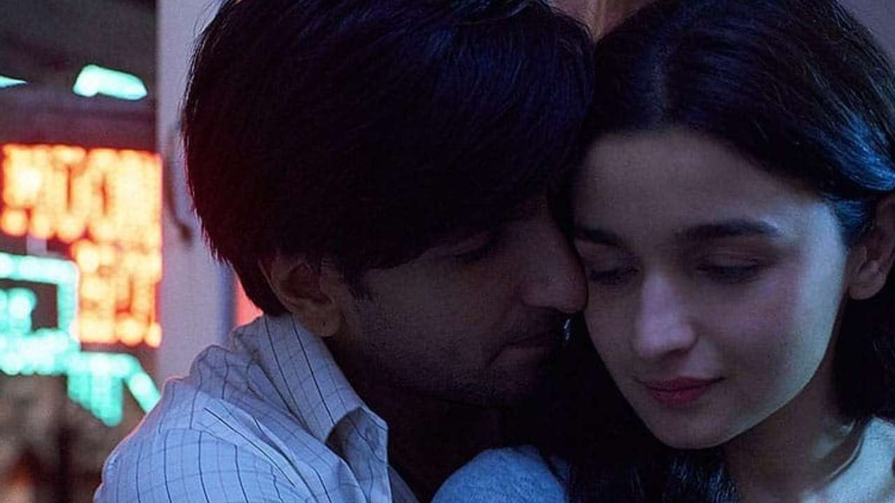 Gully Boy' Box Office: Ranveer Singh-Alia Bhatt's film passes Monday's  litmus test; makes Rs  crore in 5 days