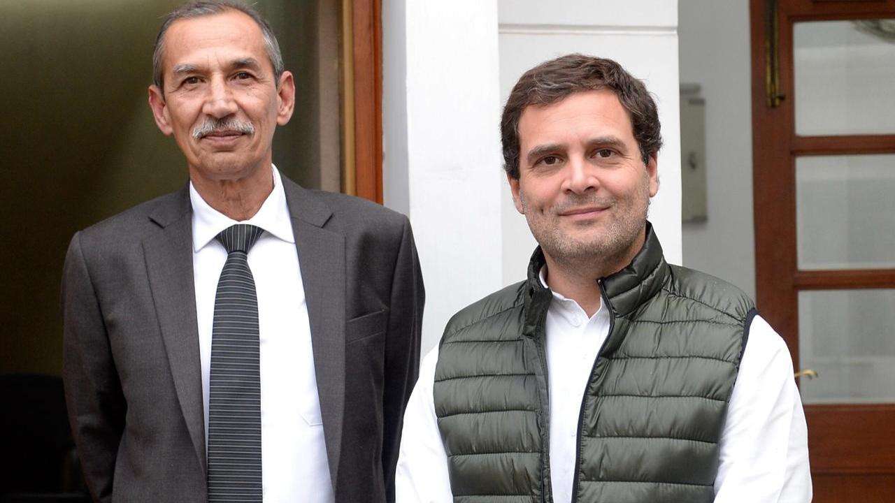 Rahul Gandhi and General Hooda 