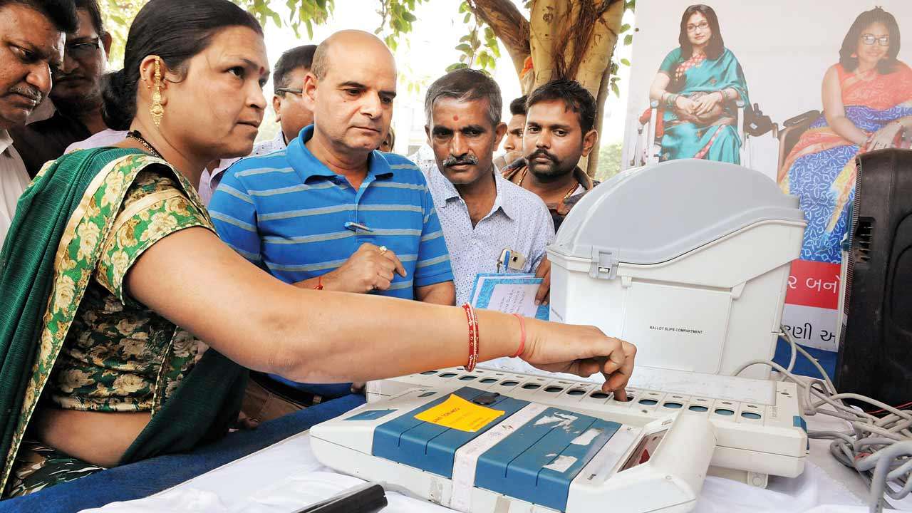 Supreme Court asks EC on audit of voting machine software