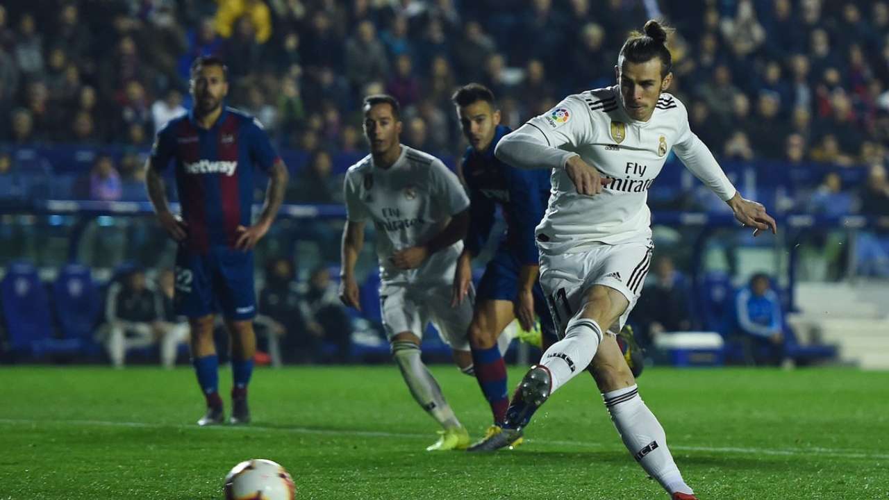 La Liga: Benzema, Bale strike as Real go past Levante