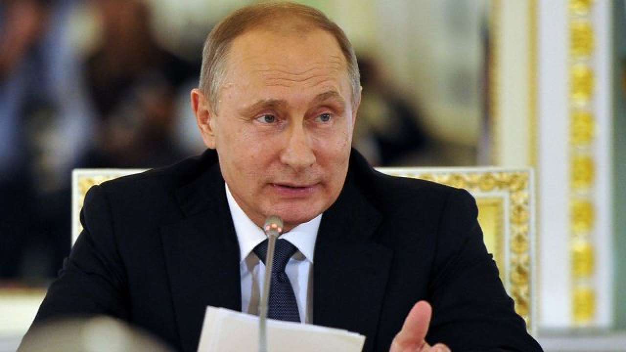 (Vladimir Putin) 