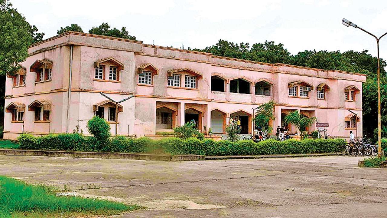 Gujarat univ