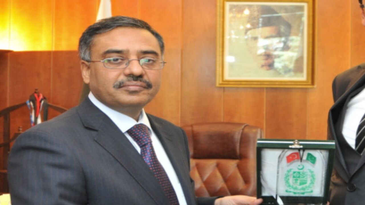 (Pakistan High Commissioner to India Sohail Mahmood) 