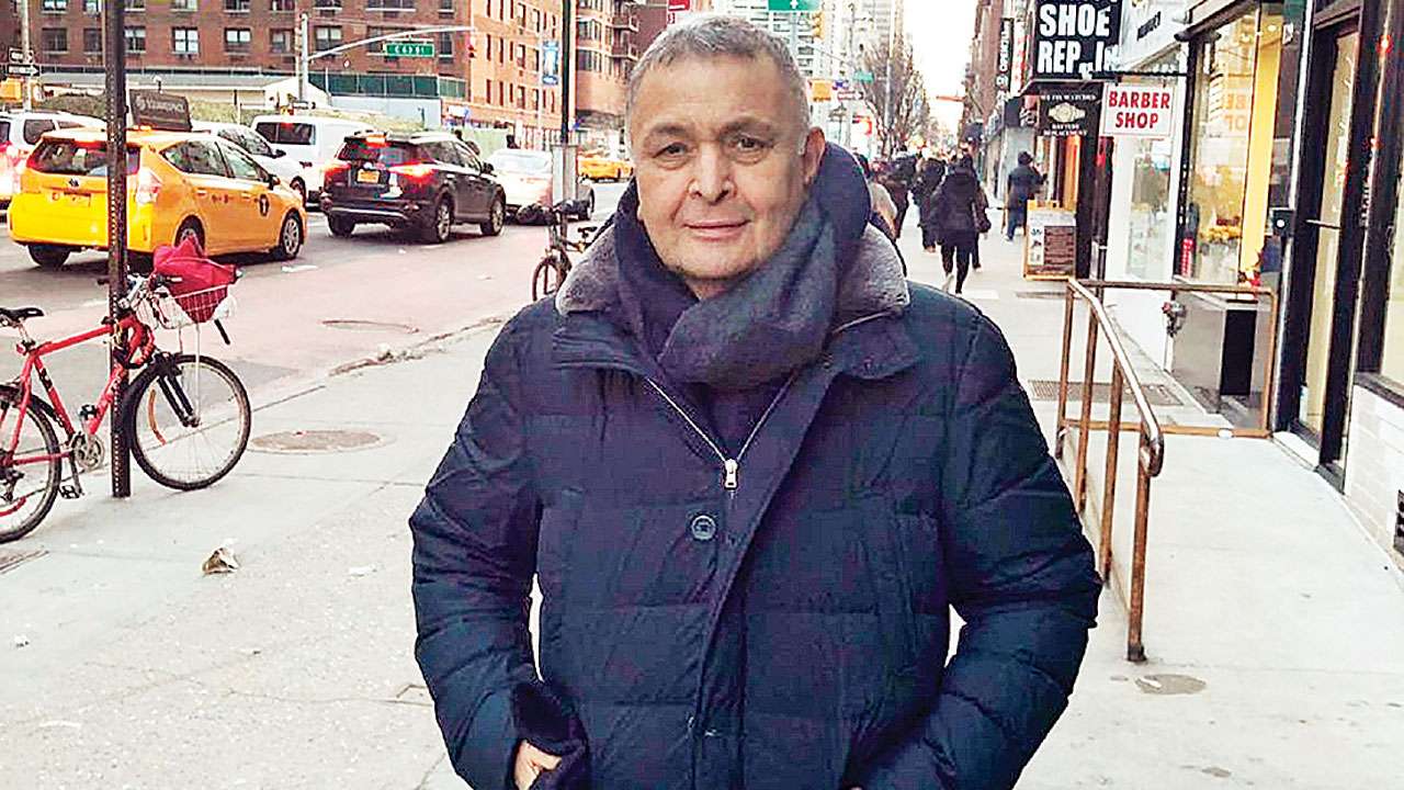 Revealed: Rishi Kapoor to return home in 4 months