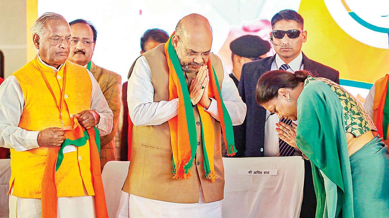 Amit Shah, Vasundhara Raje share stage in Rajasthan, call for worker unity