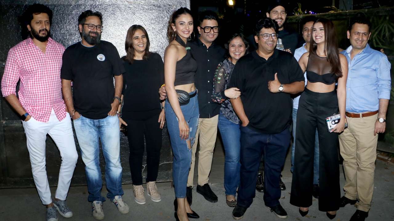 Team 'Marjaavaan' announces the wrap in style