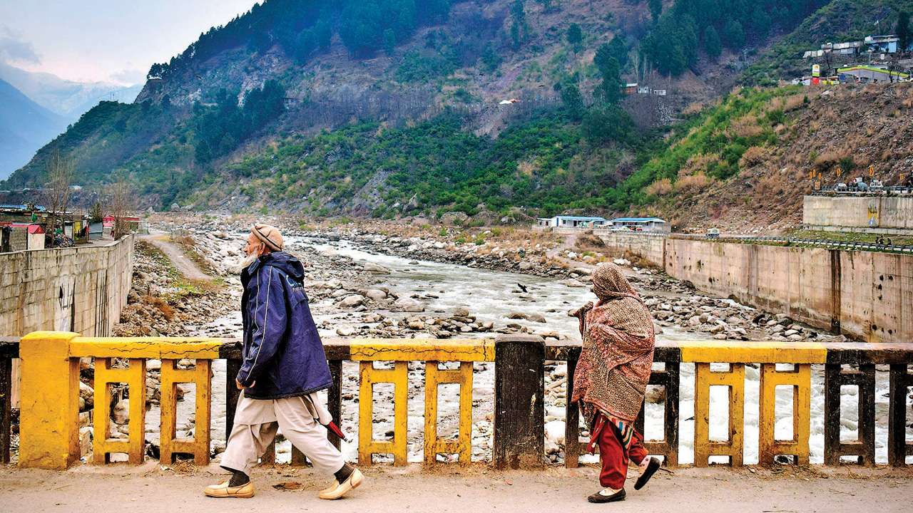 Pakistani residents