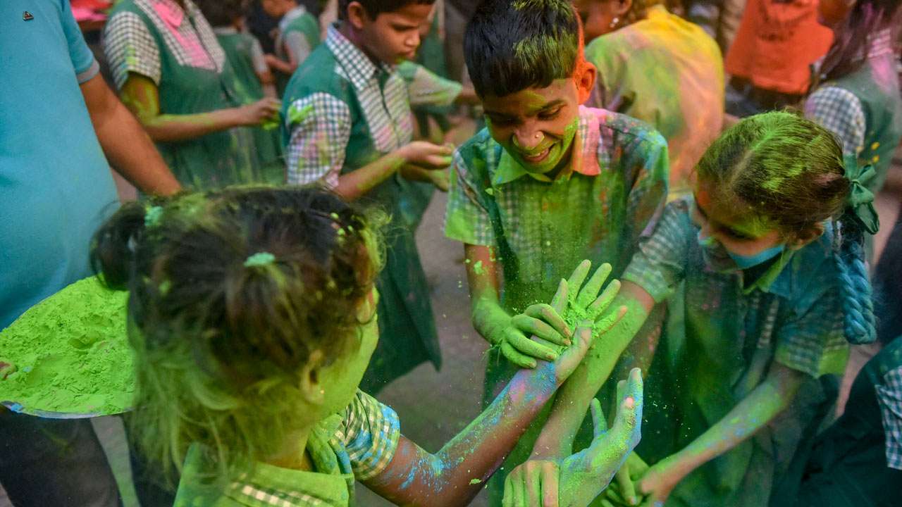 Holi 2019