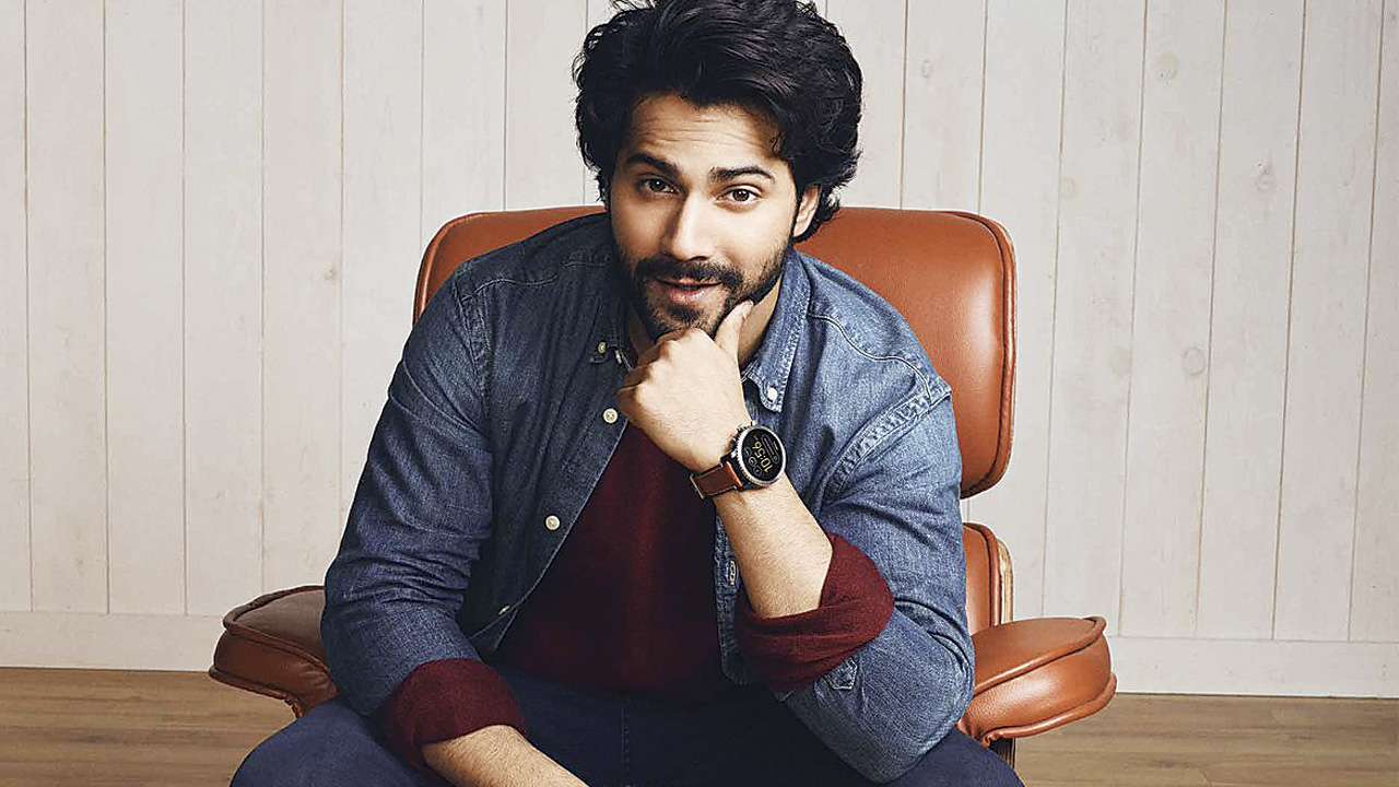 1,000 back-up dancers for Varun Dhawan in 'First Class' song from 'Kalank'