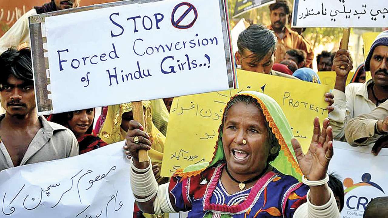 India lodges protest over two Hindu girls' kidnapping, conversion in Pakistan
