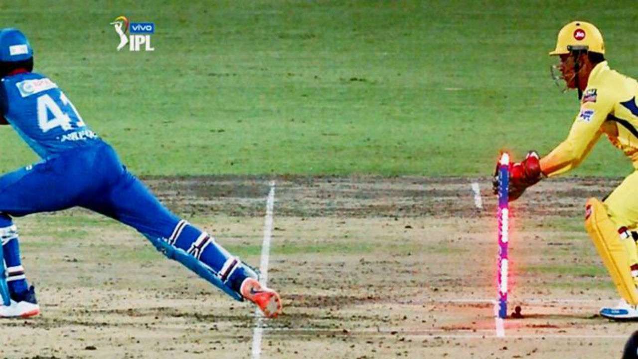 MS Dhoni stumps Shreyas Iyer, almost