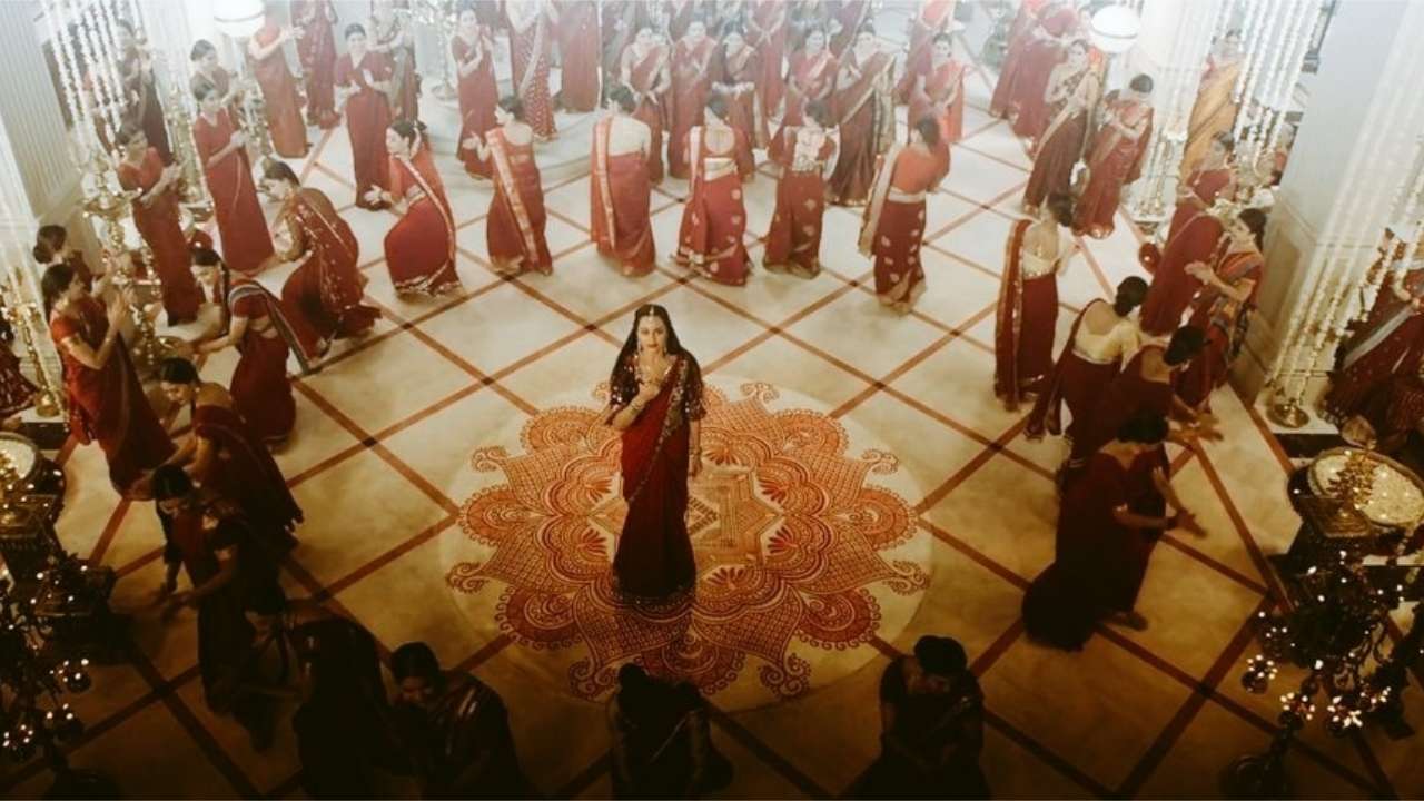 Wish Sonakshi had more screen time in Kalank song