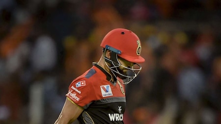 RCB lose 6 for 35