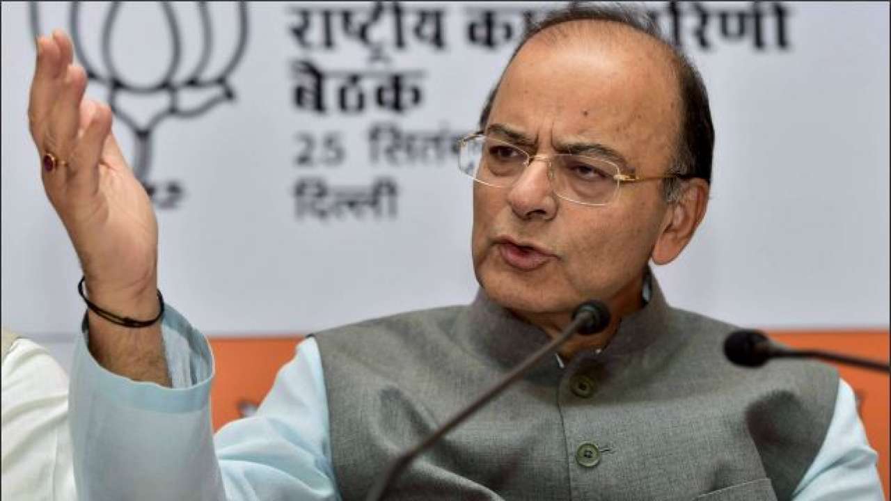 Arun Jaitley slams Omar Abdullah for his two PMs call