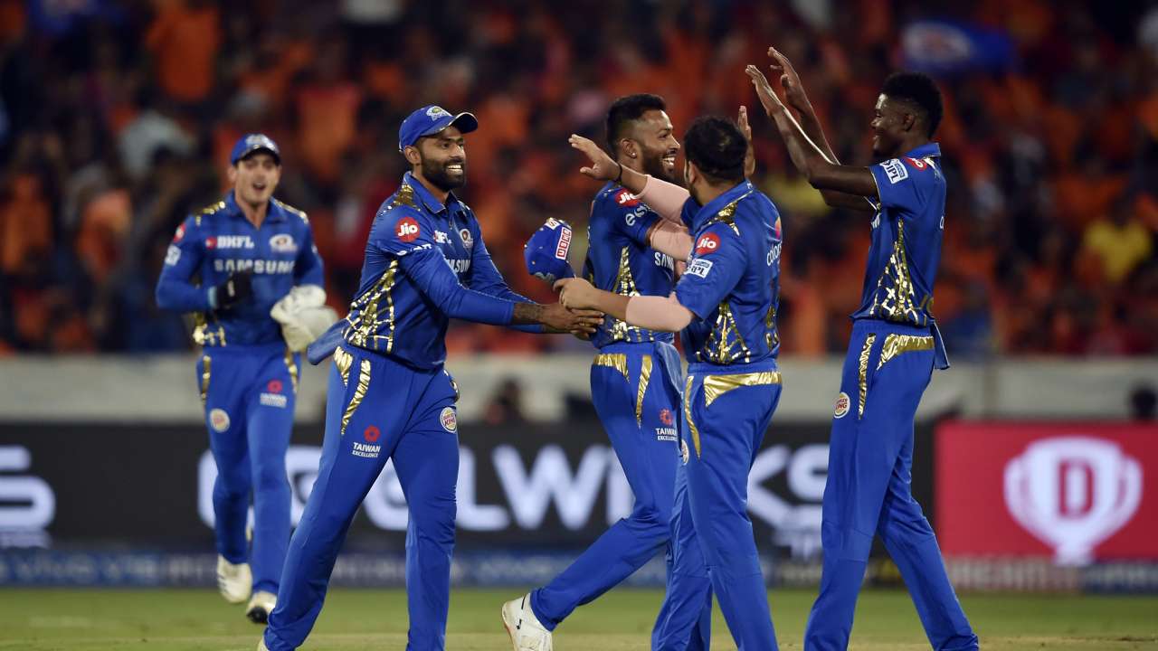 Sunrisers Hyderabad lose regular wickets