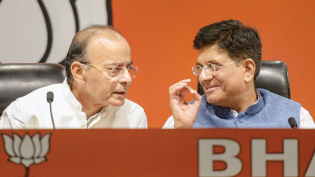 As BJP chants Phir ek baar..., Congress pitches on Nyay theme