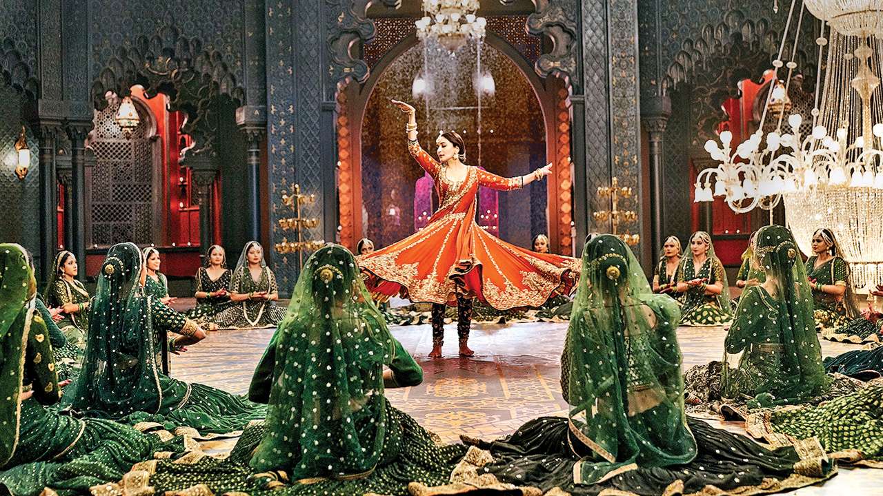 Tabaah Ho Gaye is more restrained than Maar Dala': Madhuri Dixit on her  'Kalank' song comparisons with 'Devdas'