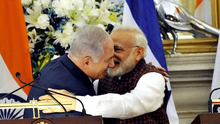 Imran Khan sees similarity between Modi and Israeli PM Netanyahu