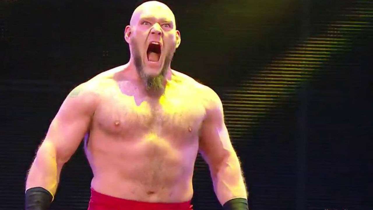 Lars Sullivan attacks