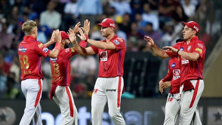 Mumbai Indians lose top three early